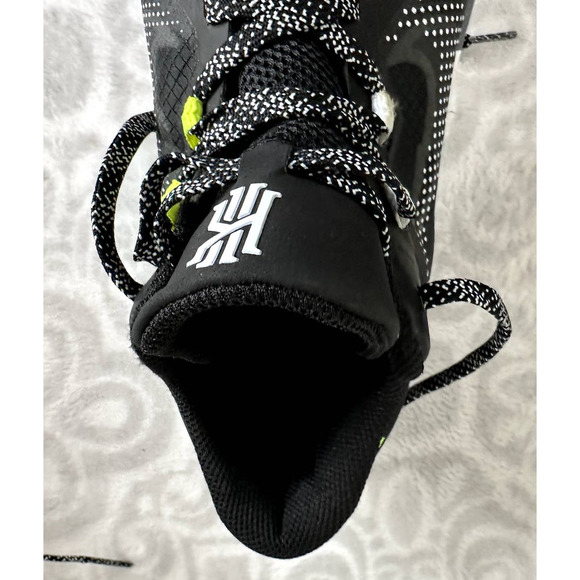 Nike Kyrie Flytrap 5 GS Black Cool Gray Shoes Size 7Y #DD0340-002 - Picture 11 of 12